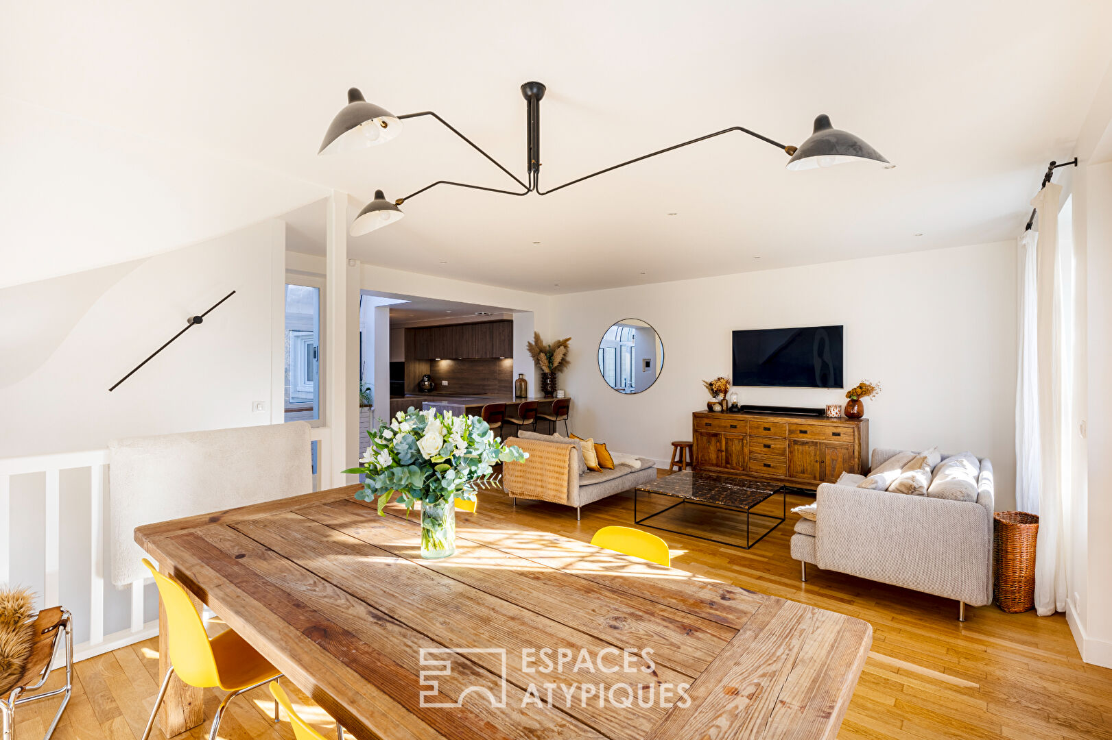 Renovated character house with large workshop to reinvent? Conflans-Sainte-Honorine