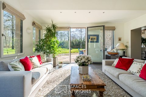 Propriété de caractère rénovée avec gîte, au coeur de la nature