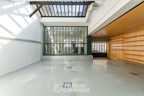 House with its exceptional loft and garden in the heart of Versailles