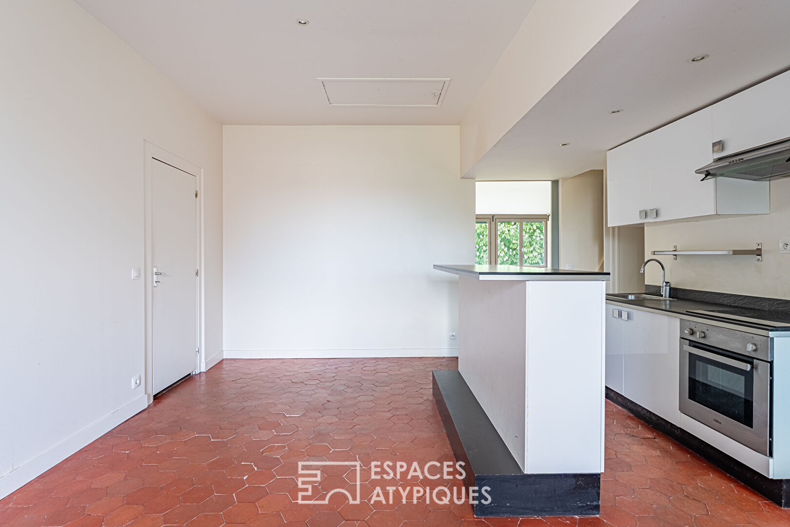 Duplex au calme dans un hôtel particulier à Versailles Rive Droite