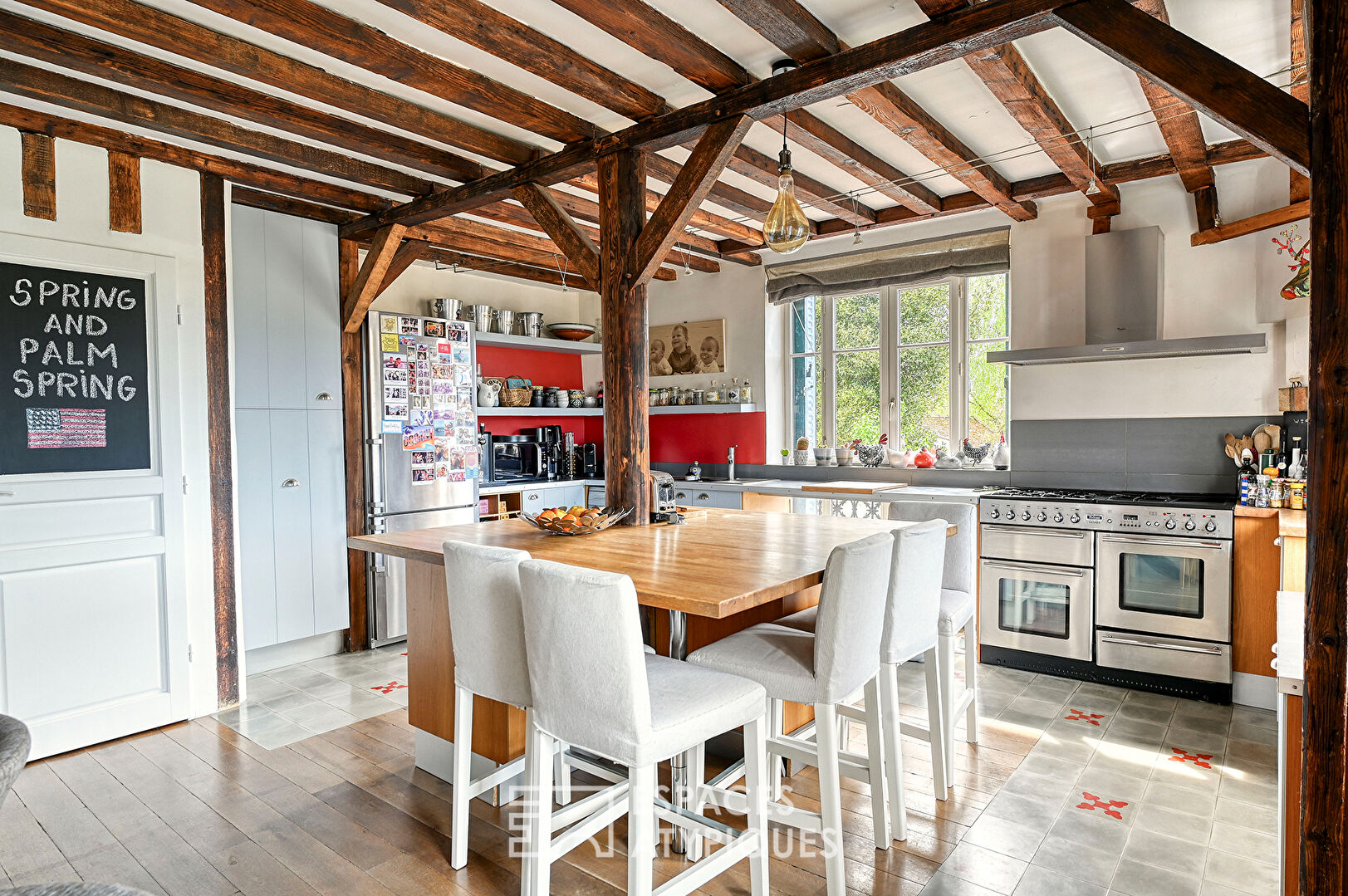 Maison familiale de charme au coeur du village de Chavenay