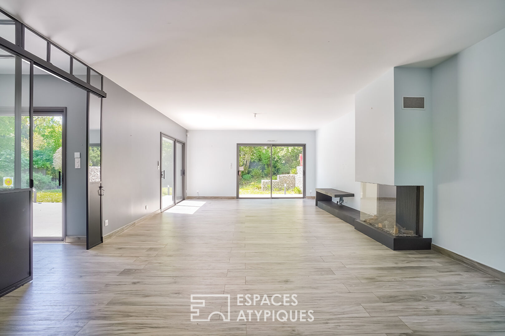 Maison d’architecte avec terrasse et jardin sans vis à vis