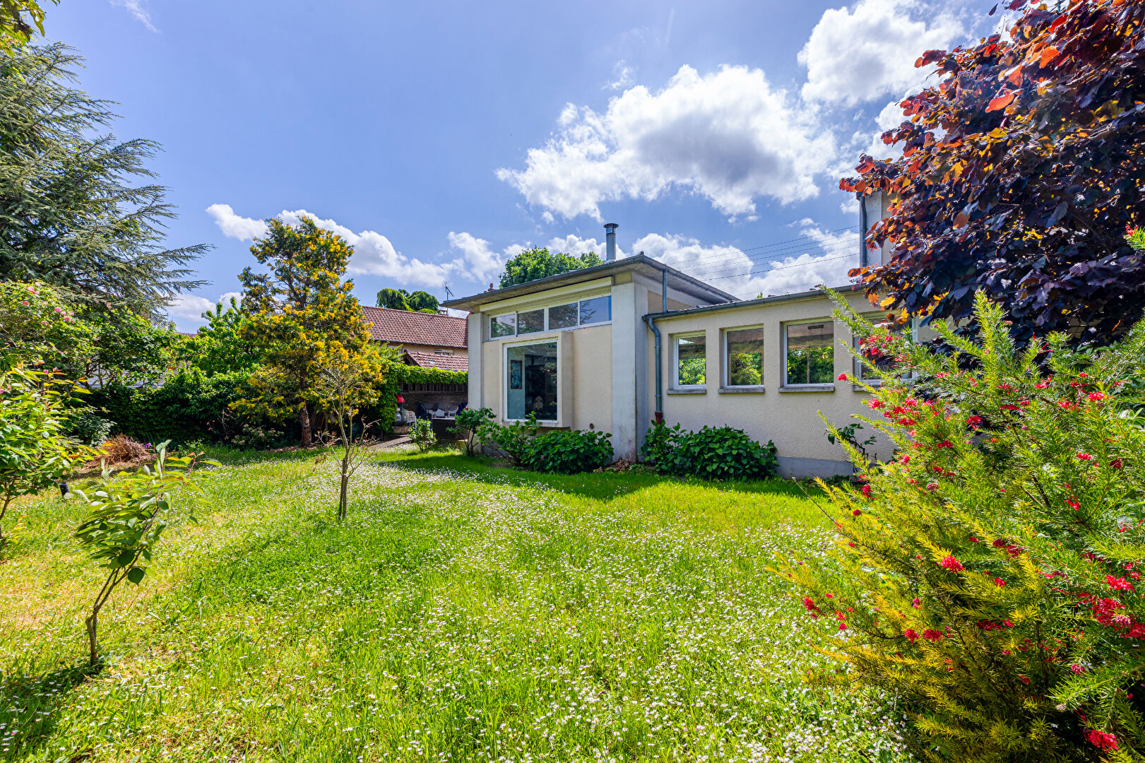 Demeure du 19ème avec extension d’architecte à Conflans-Sainte-Honorine