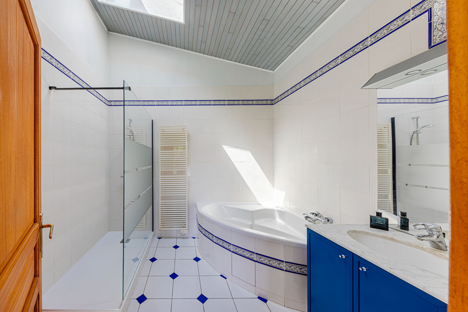 Demeure du 19ème avec extension d’architecte à Conflans-Sainte-Honorine