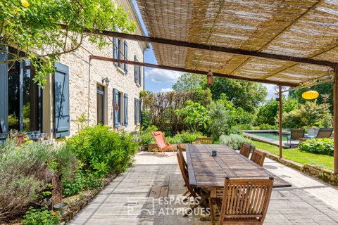 Maison en pierre, piscine, jardin bucolique et potentiel d’exception dans le Vexin