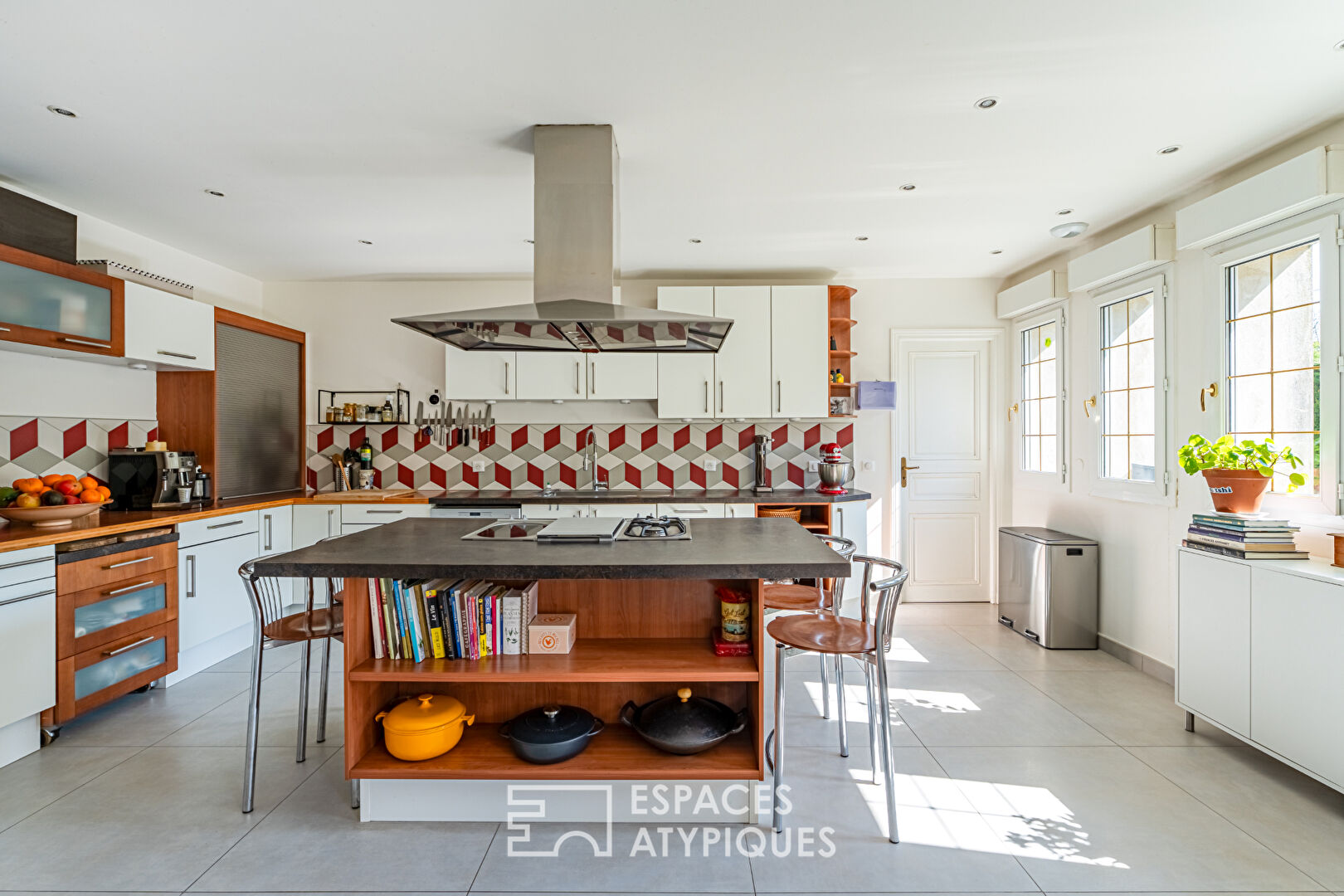 Charmante maison en pierre rénovée au coeur de la nature d’Auffargis,