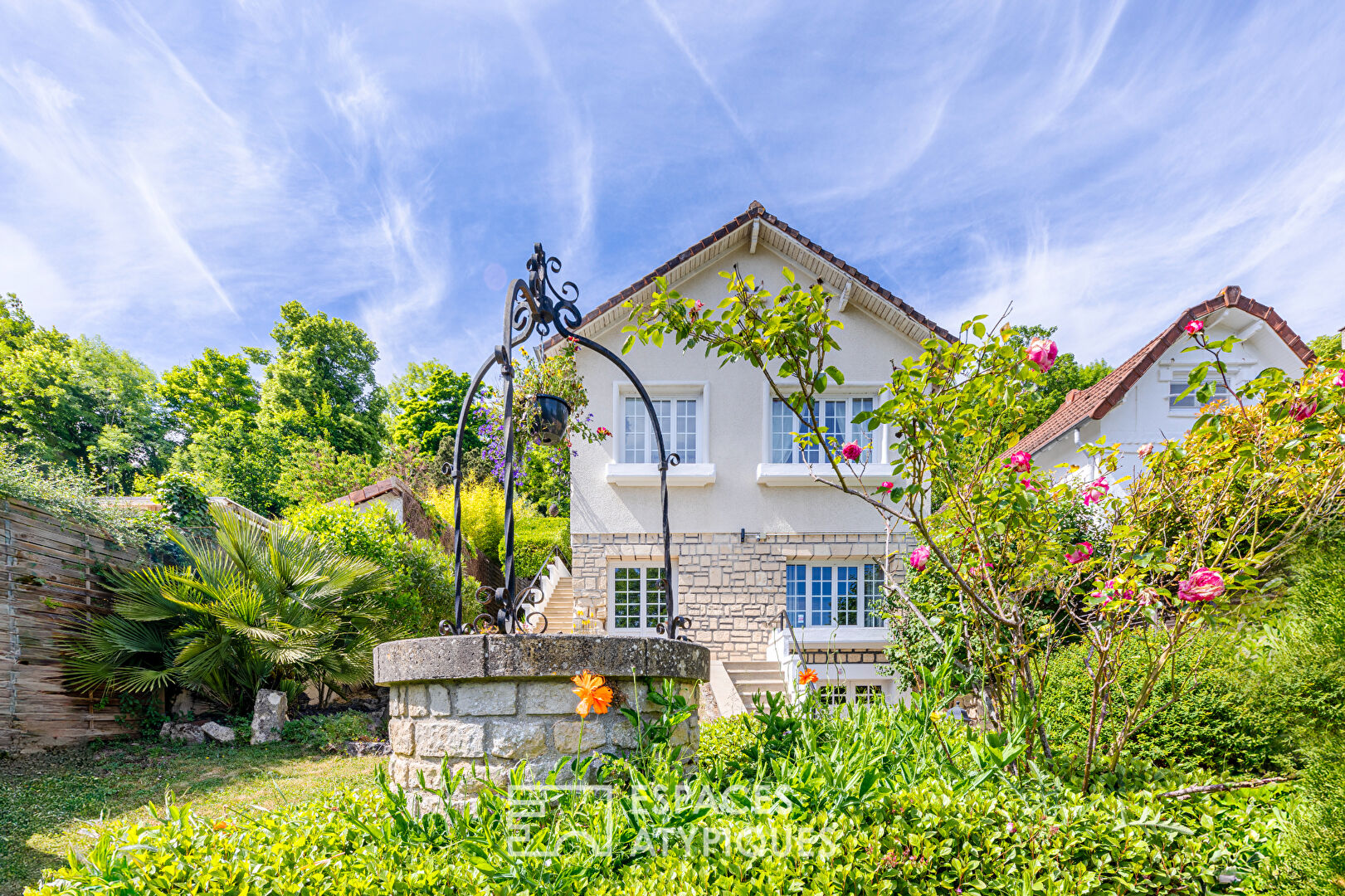 Maison de caractère avec piscine et vue à Hardricourt