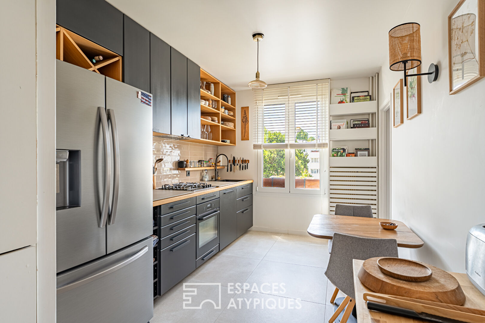 Très bel appartement lumineux avec loggia sur espaces verts