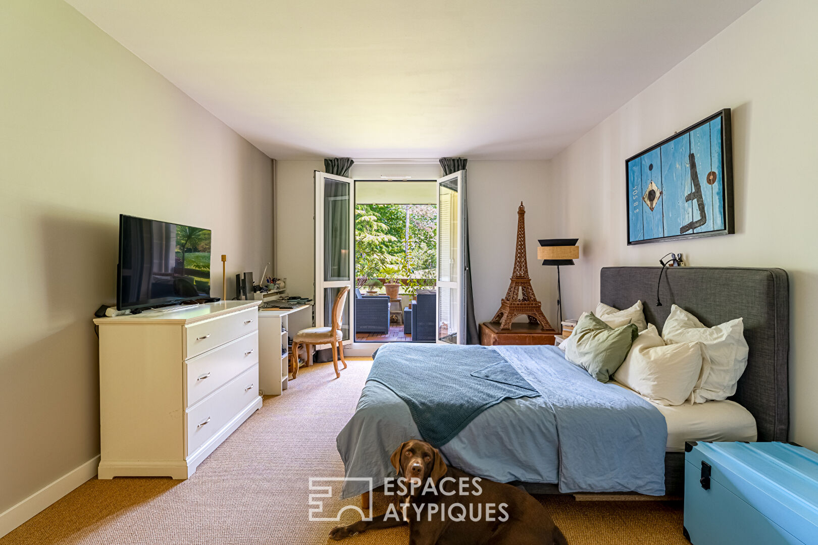 Très bel appartement lumineux avec loggia sur espaces verts