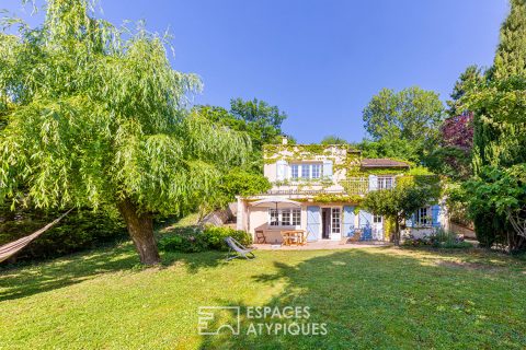 A haven of peace with multiple terraces on the heights of Vaux-sur-Seine