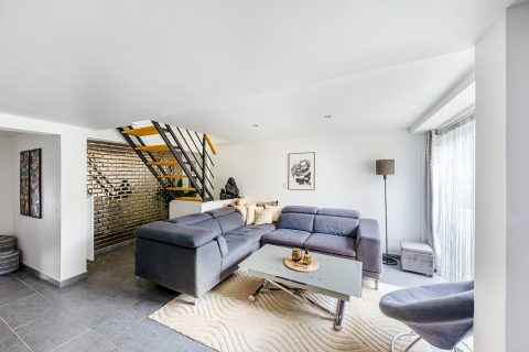 Workshop atmosphere and clean lines just a stone’s throw from the Château de Thoiry