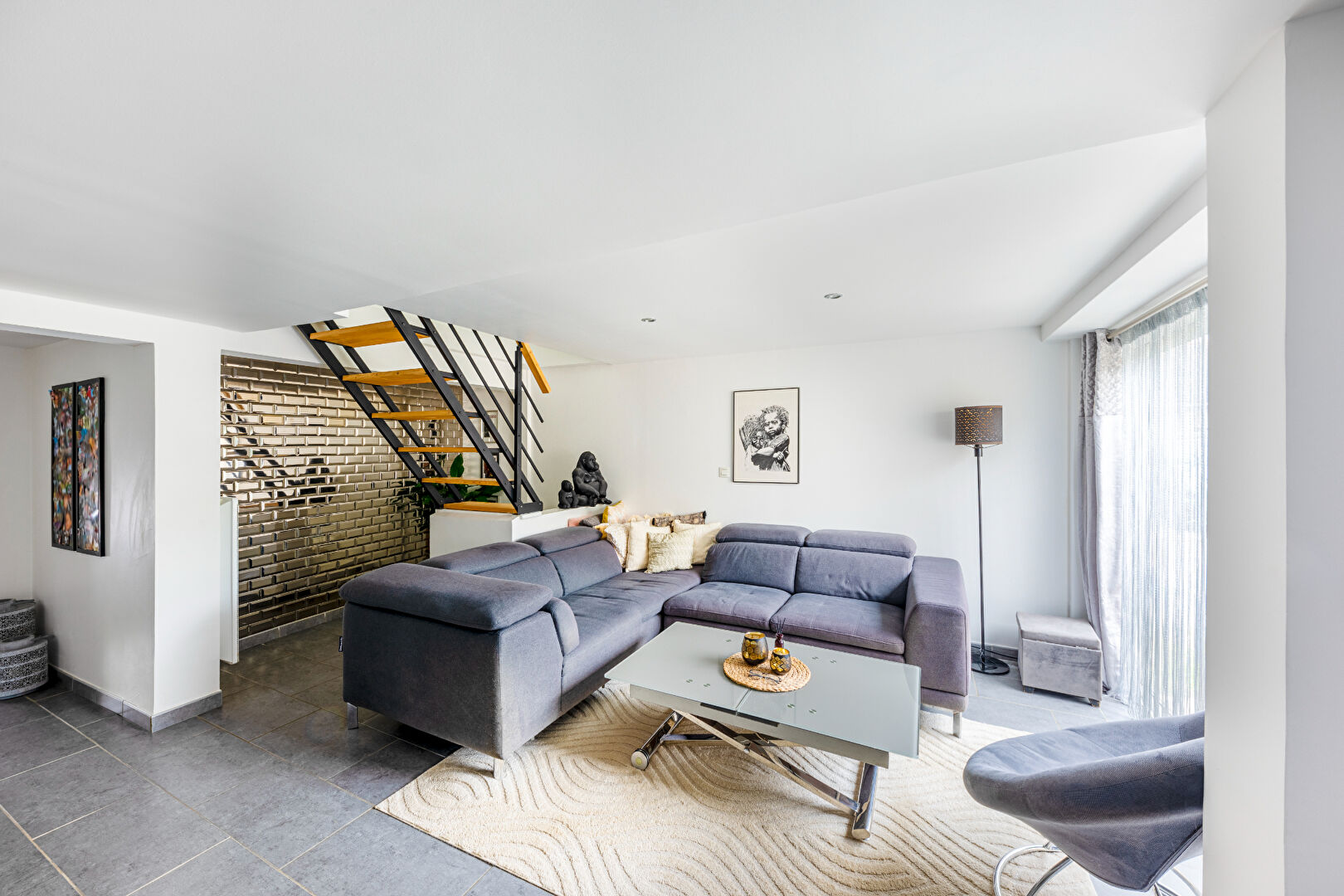 Workshop atmosphere and clean lines just a stone’s throw from the Château de Thoiry