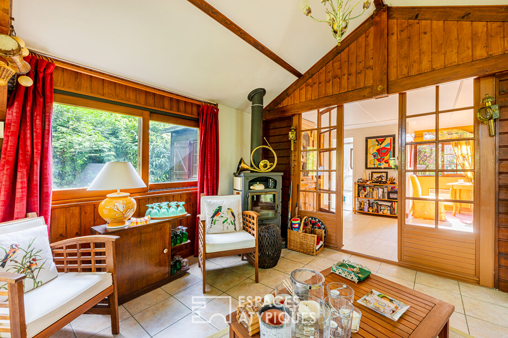 Chalet sur une île privée de la Seine à 45 min de l’Ouest de Paris