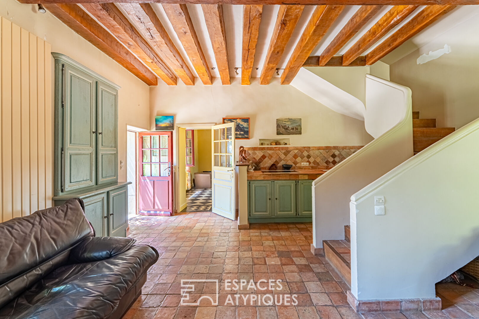 The Authentic Red House, old-world charm in the heart of nature