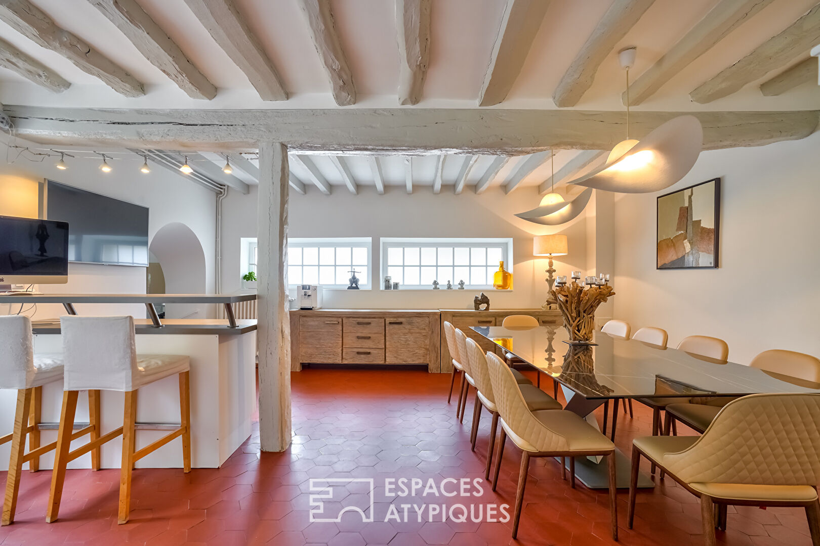 Old-world charm, exceptional comfort? Character house with swimming pool and dovecote
