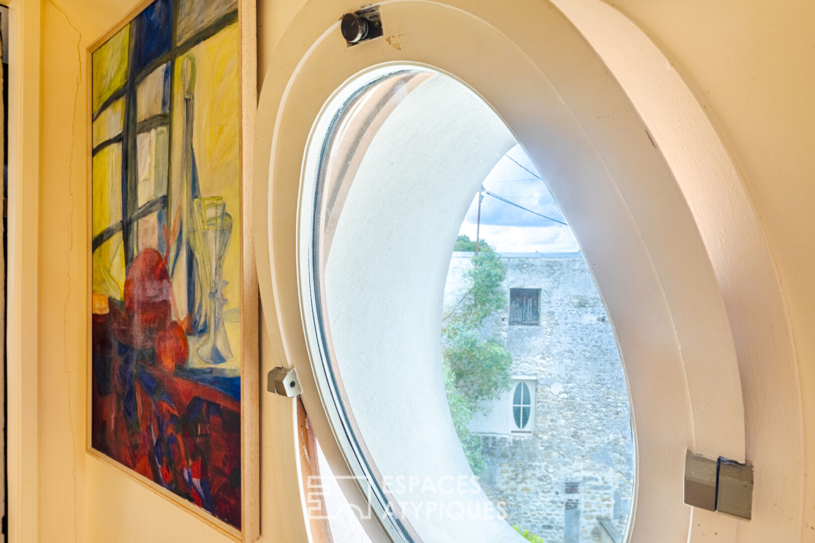 Heart of Maule: townhouse full of potential