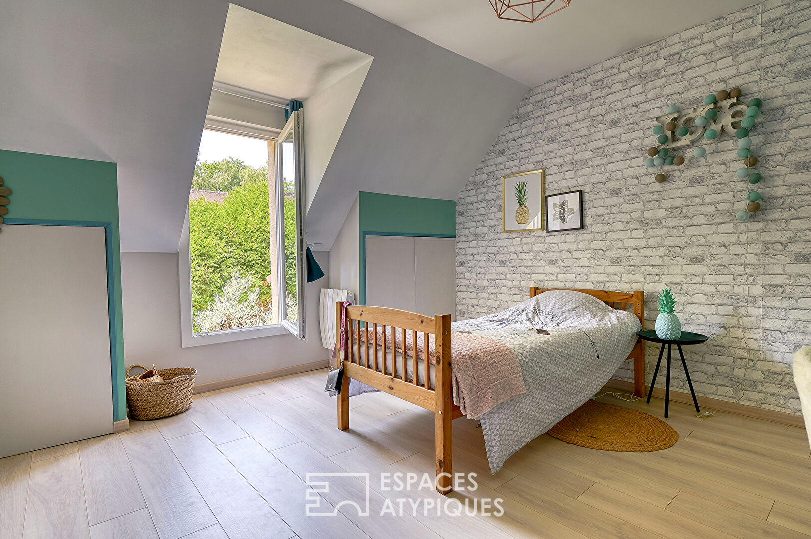 Maison familiale contemporaine à pieds du centre de Montfort l’Amaury
