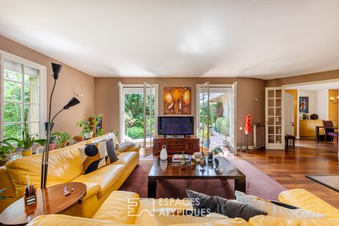 Charming thatched cottage, haven of peace near the train station