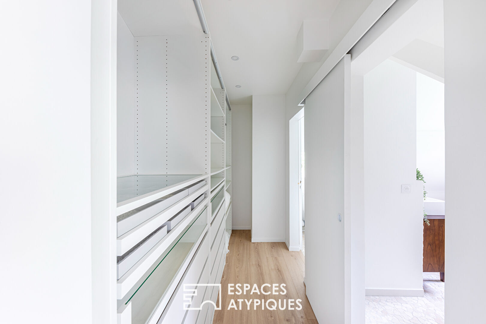 Maison familiale rénovée avec charme et lumière à Maule