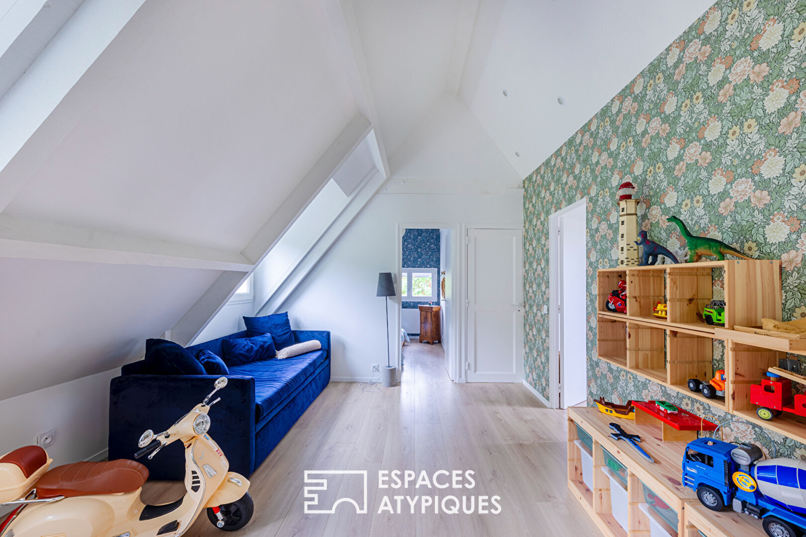Maison familiale rénovée avec charme et lumière à Maule