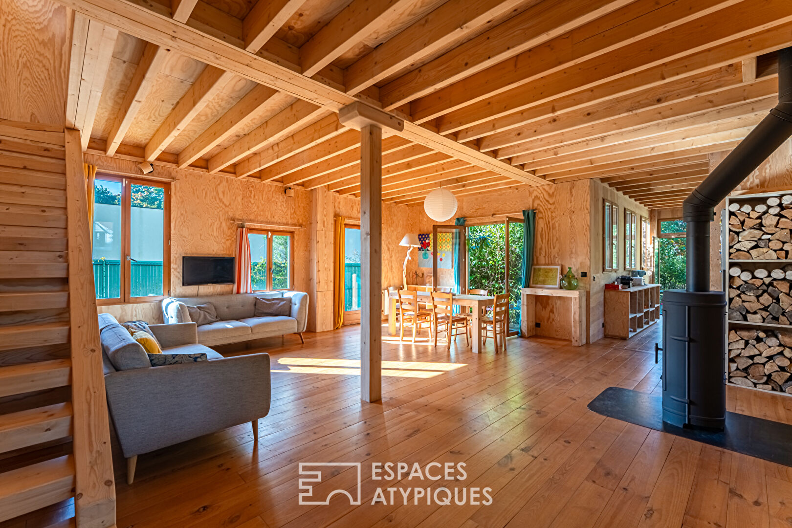 Maison neuve à ossature bois style anglo-normand dans le parc de Maisons-Laffitte