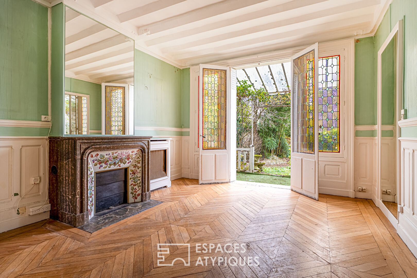 Pleasant duplex with garden in the hyper center of Saint Germain en Laye