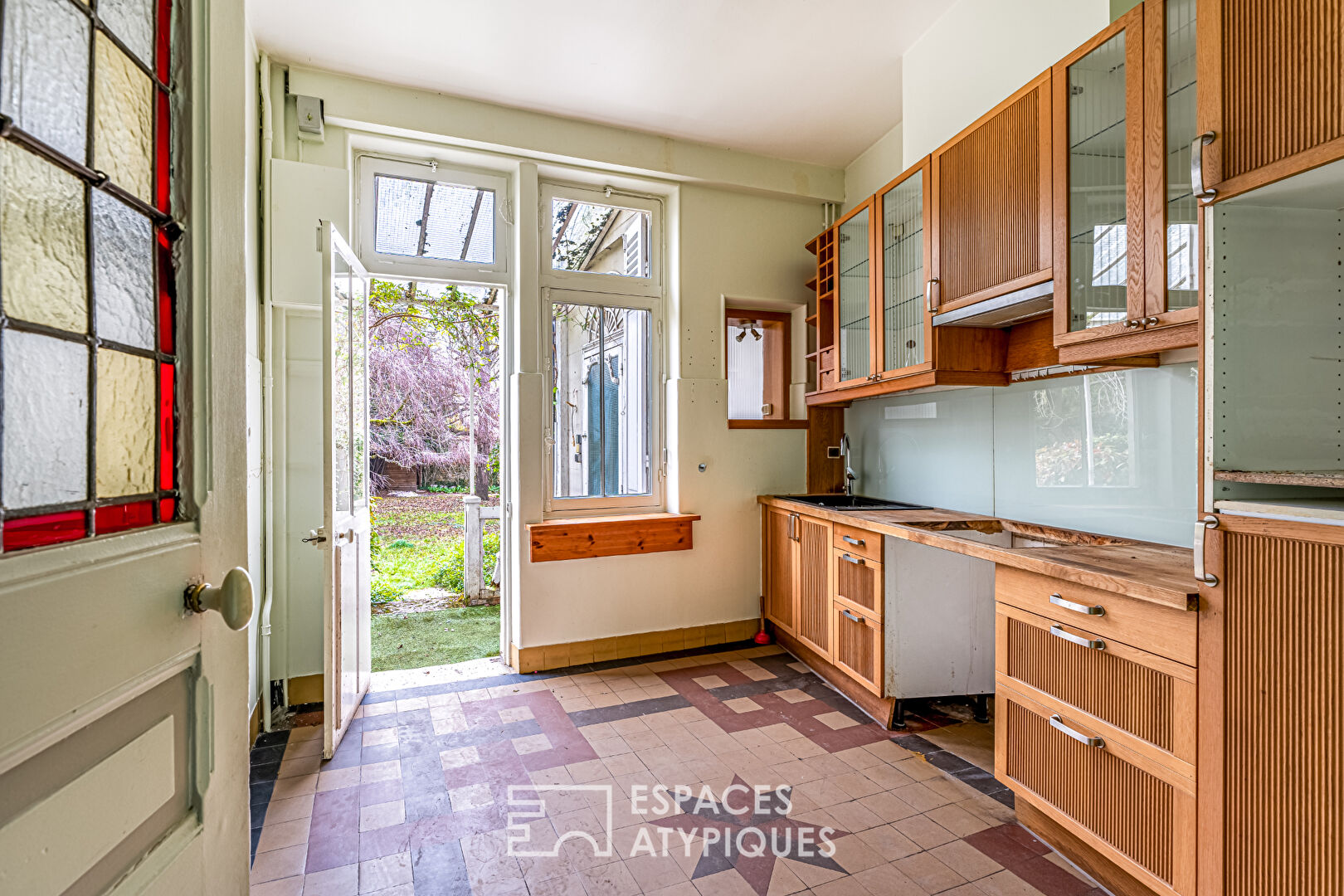 Pleasant duplex with garden in the hyper center of Saint Germain en Laye