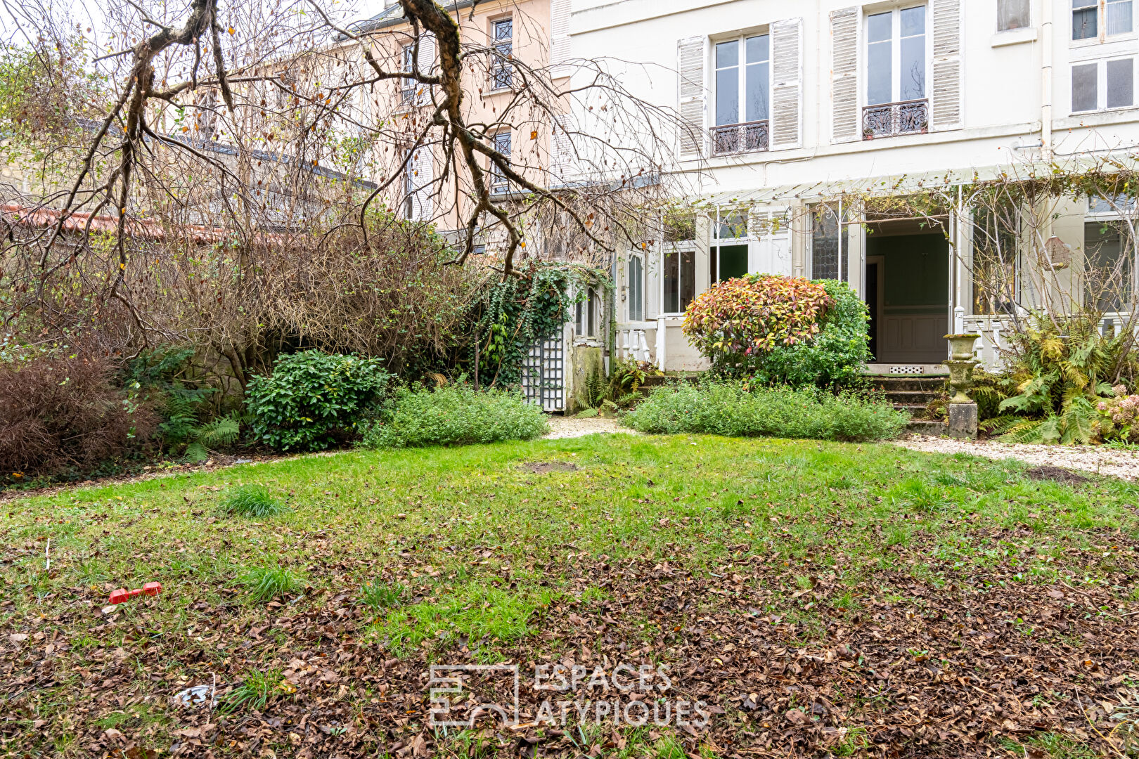 Pleasant duplex with garden in the hyper center of Saint Germain en Laye