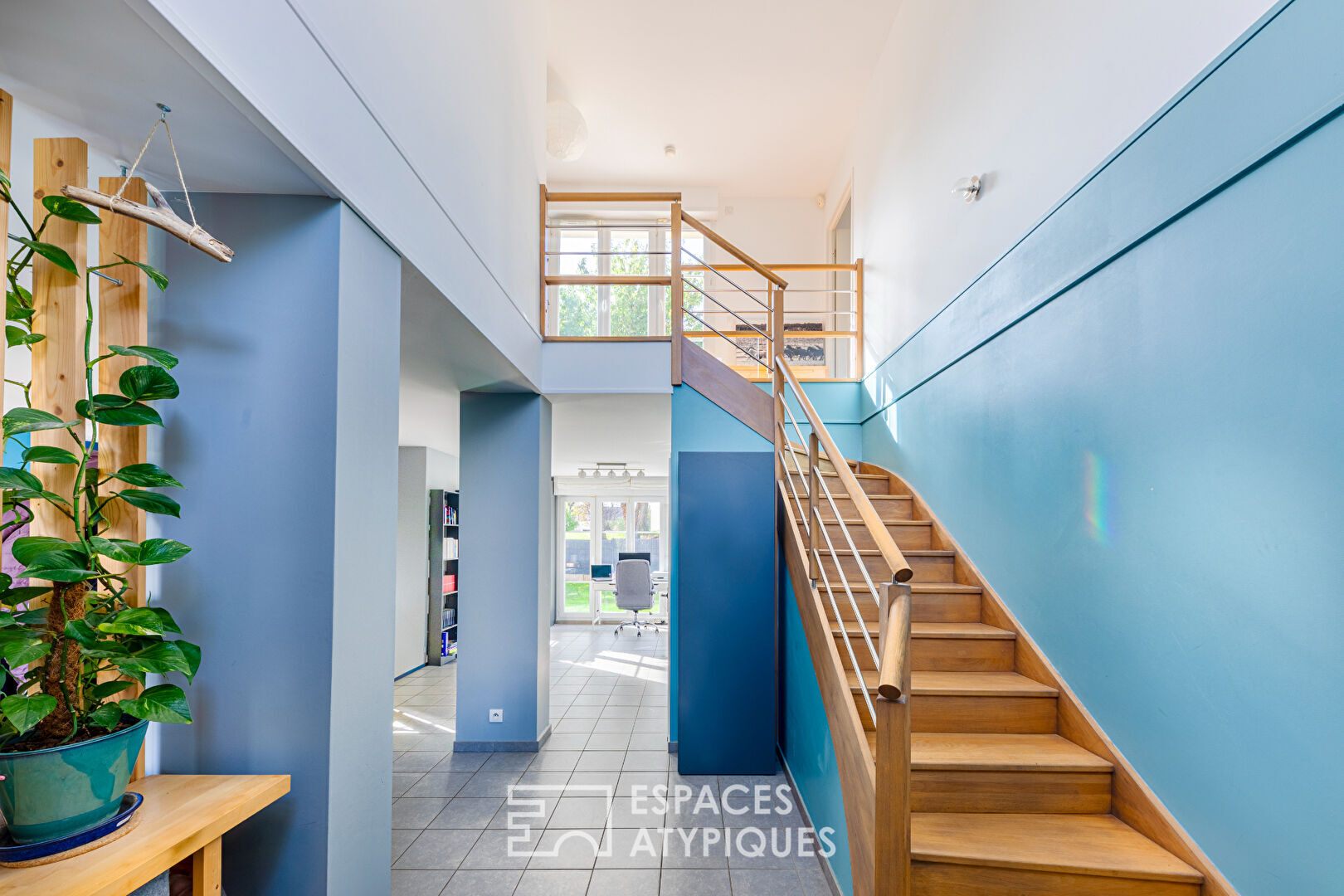 Bright contemporary house in Villepreux