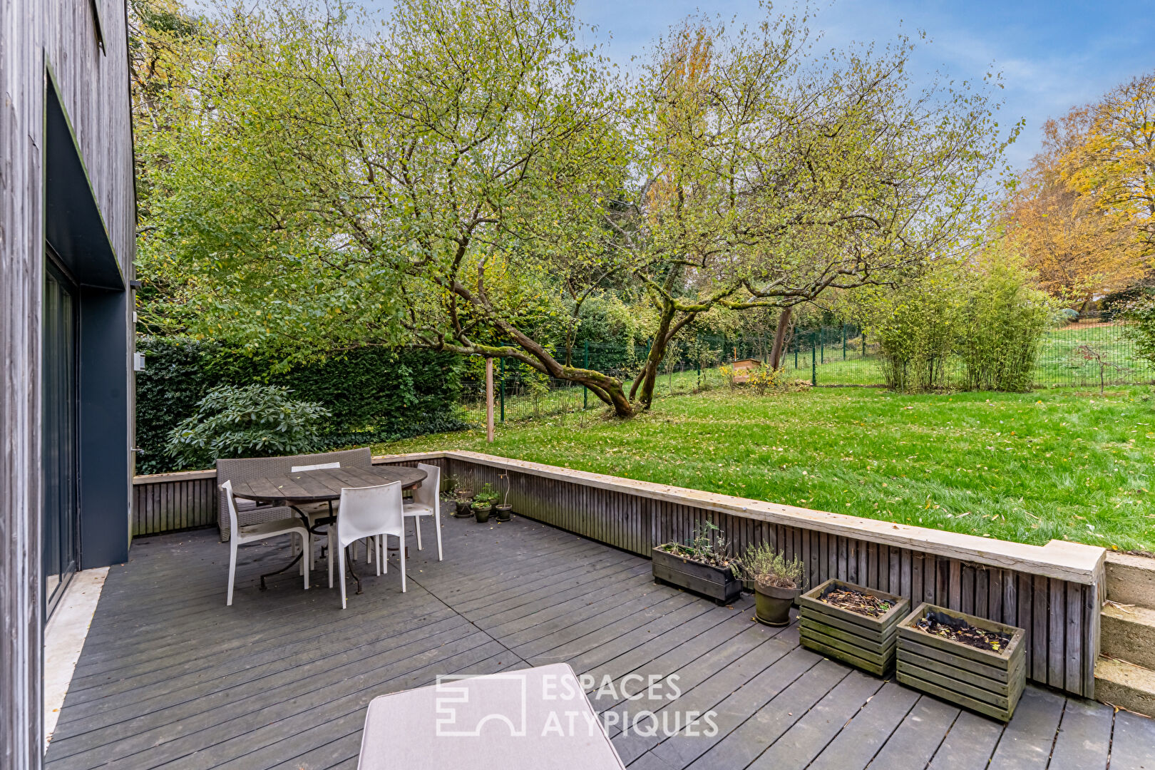 The elegant RT 2012 architect-designed house with a view