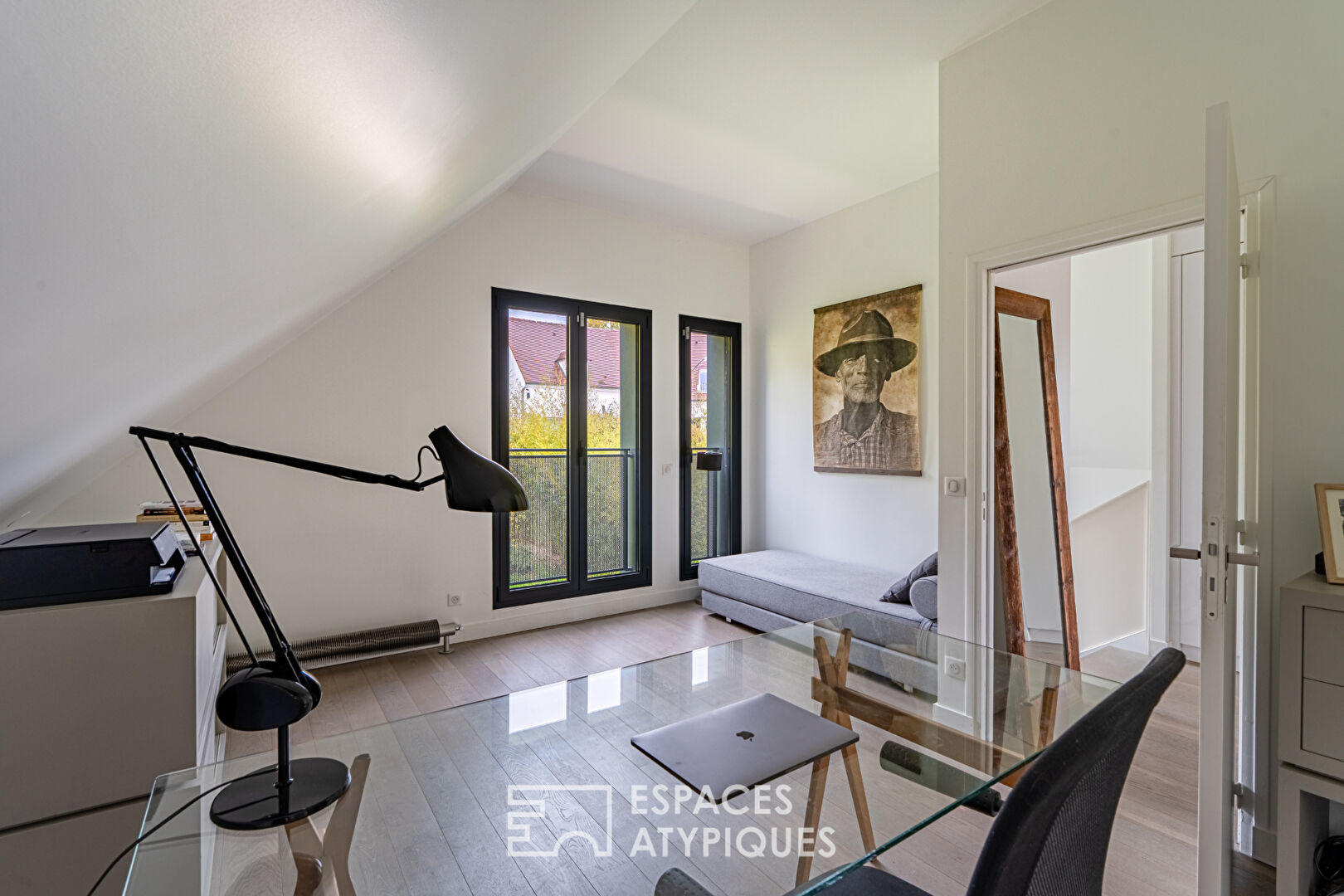 The elegant RT 2012 architect-designed house with a view