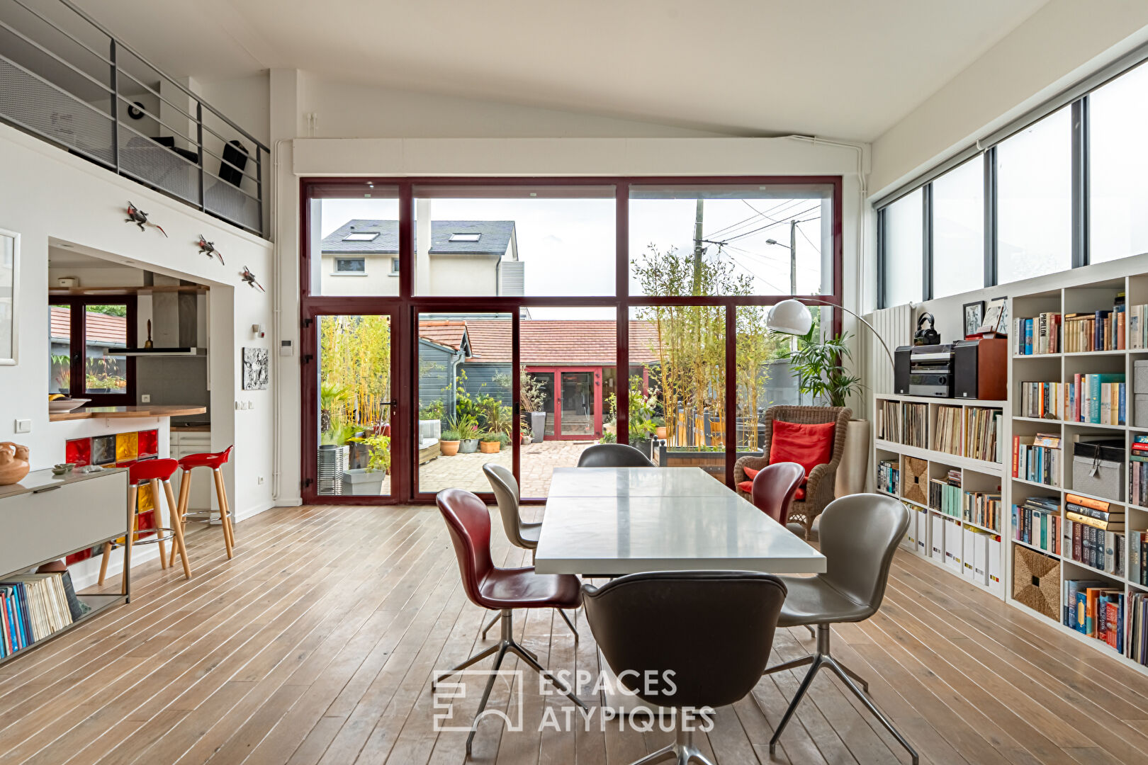 Très beau Loft avec studio indépendant au Mesnil le Roi