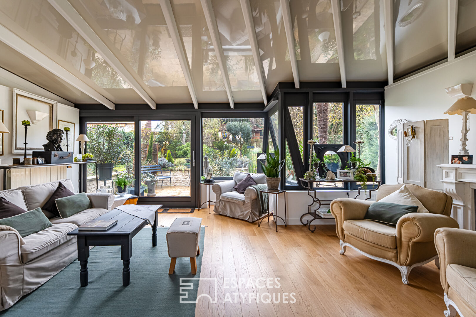 L’adresse idéale : maison avec dépendance au calme, proche gare et commerces