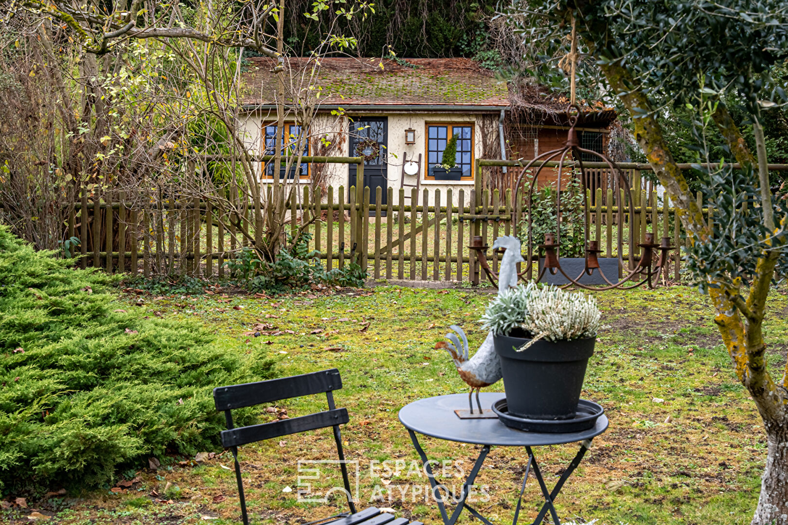 L’adresse idéale : maison avec dépendance au calme, proche gare et commerces