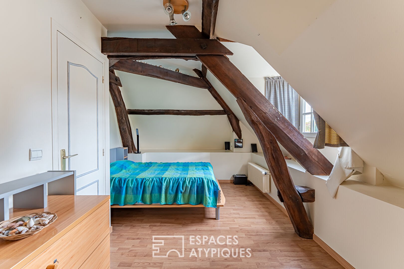 Demeure de caractère de 1740 coeur historique de Plaisir