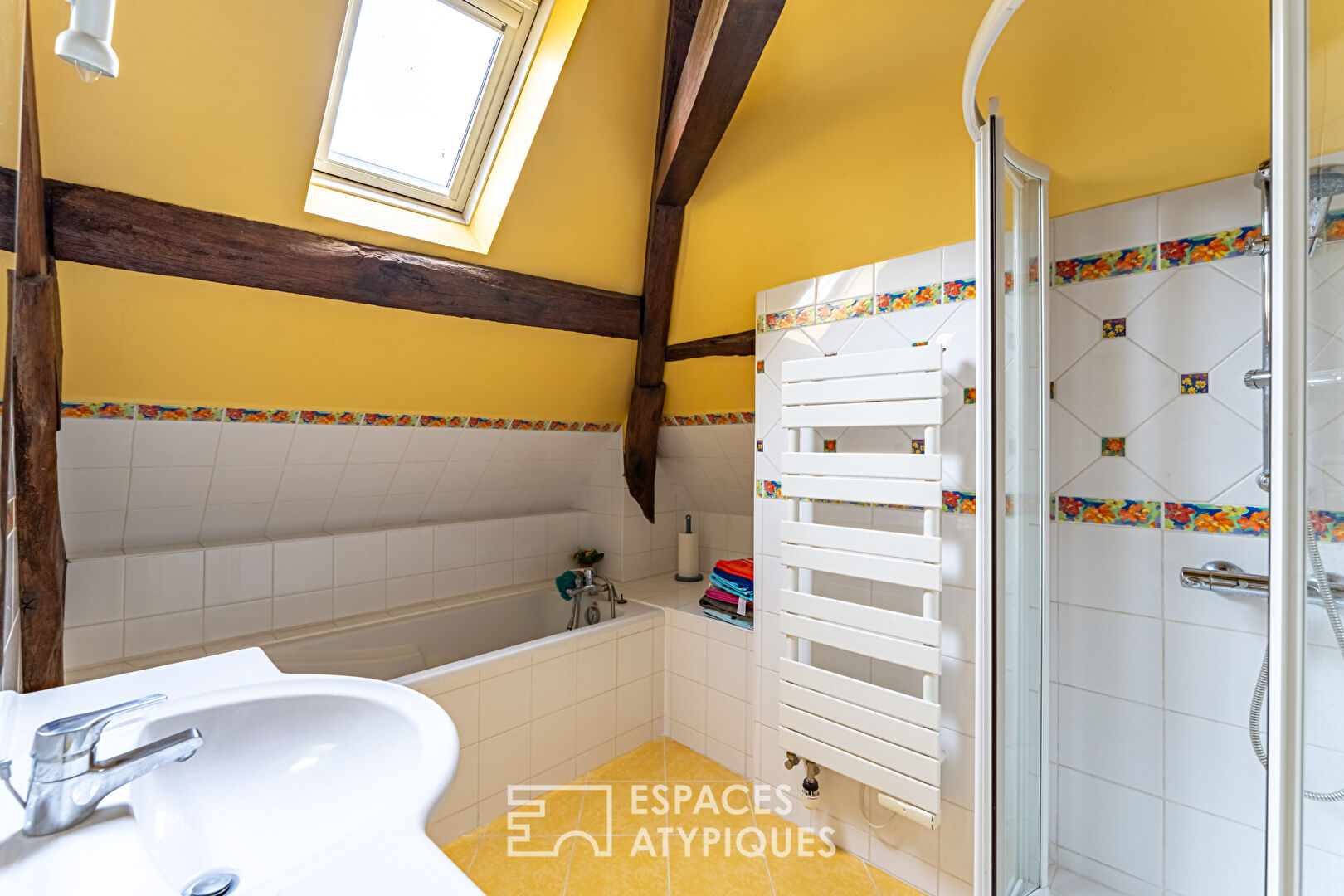 Demeure de caractère de 1740 coeur historique de Plaisir