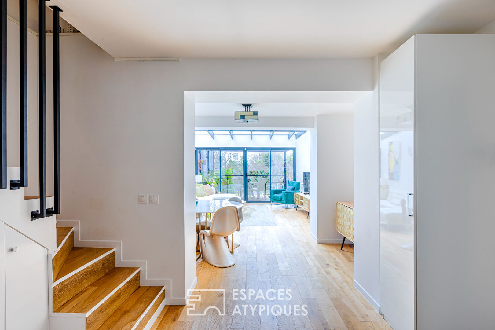 Esprit 1930 et Verrière Atelier au Coeur du Quartier du Lycée International