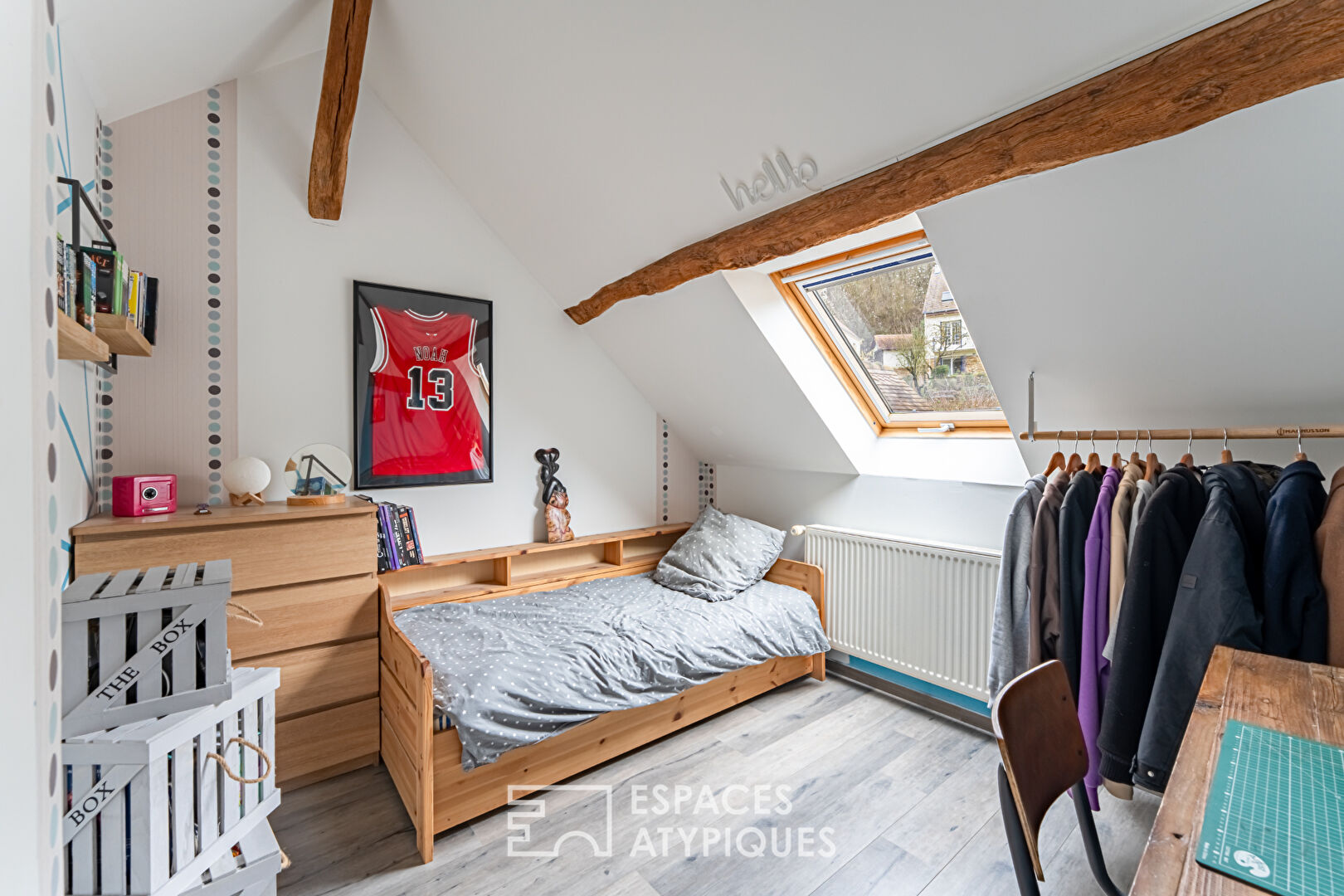 Adorable maison de ville en pierres à Chateaufort