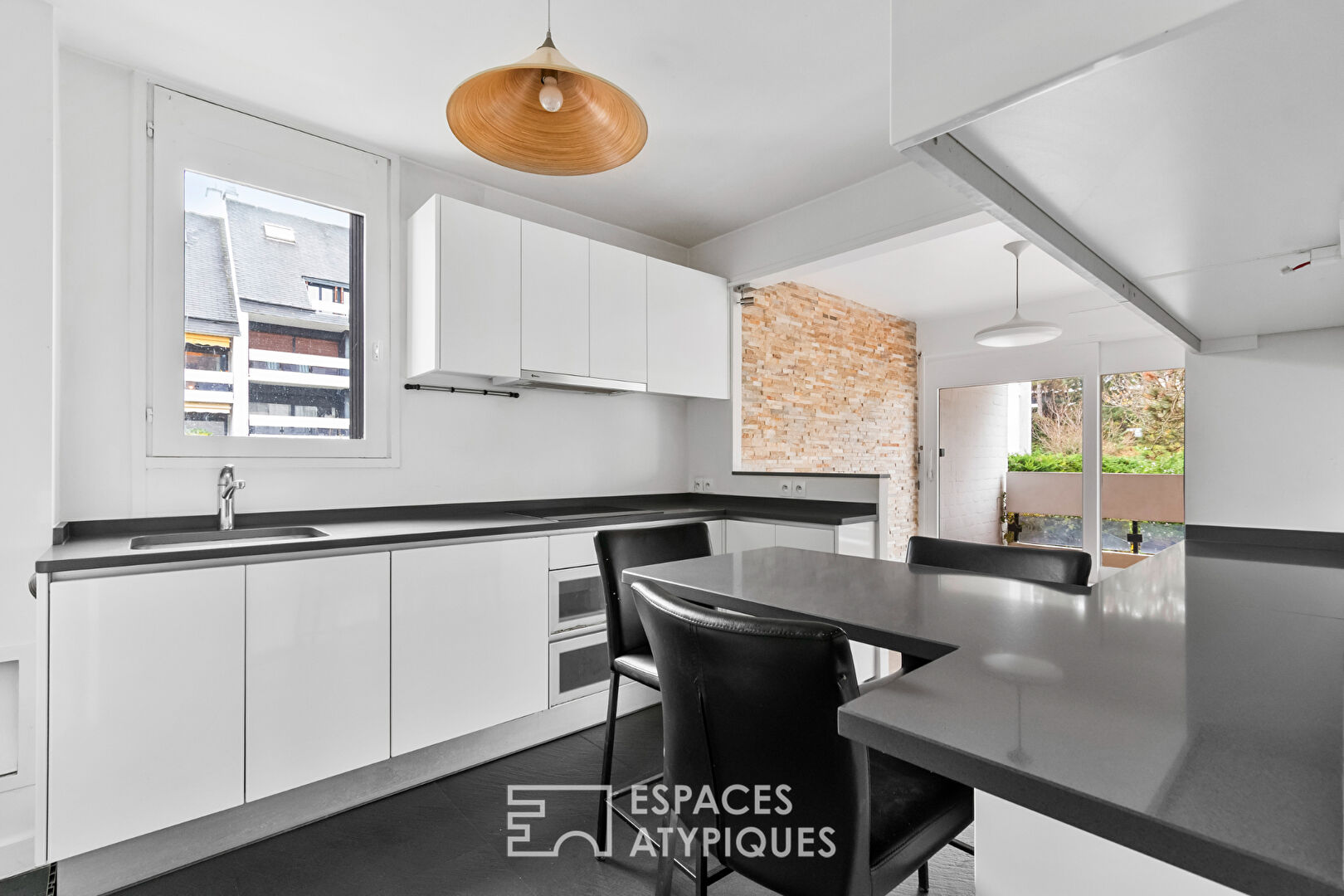 Appartement avec terrasse dans la verdure de Saint Germain en Laye