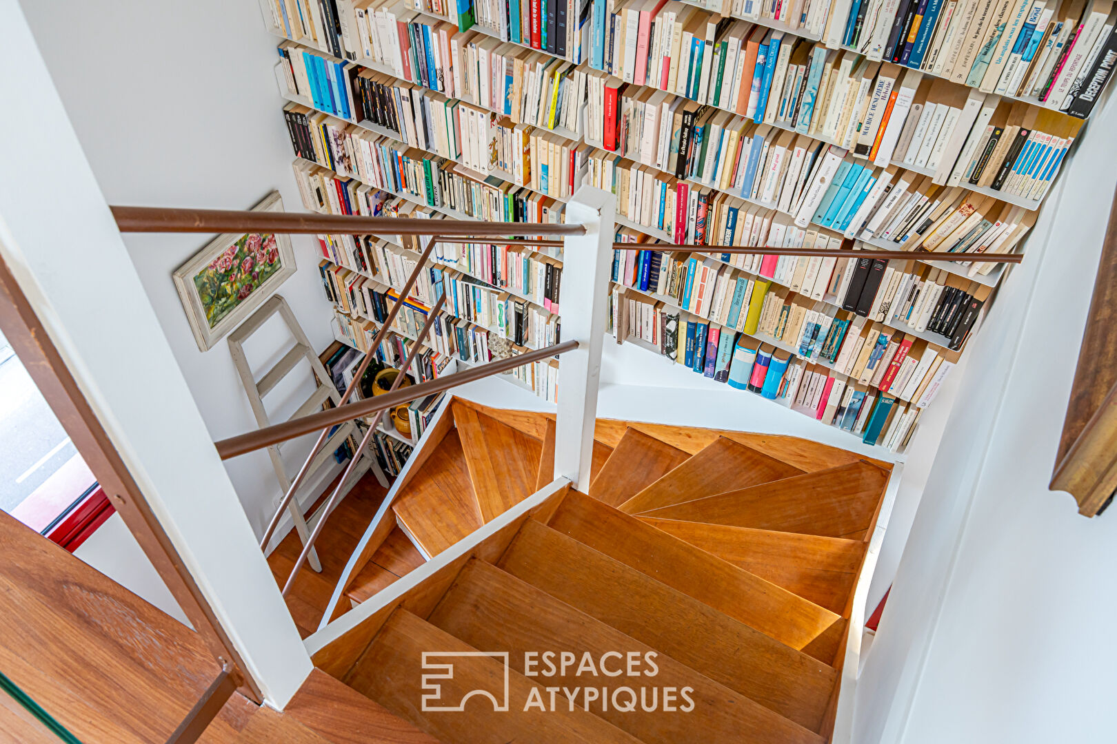 Exceptional triplex with top-floor terrace