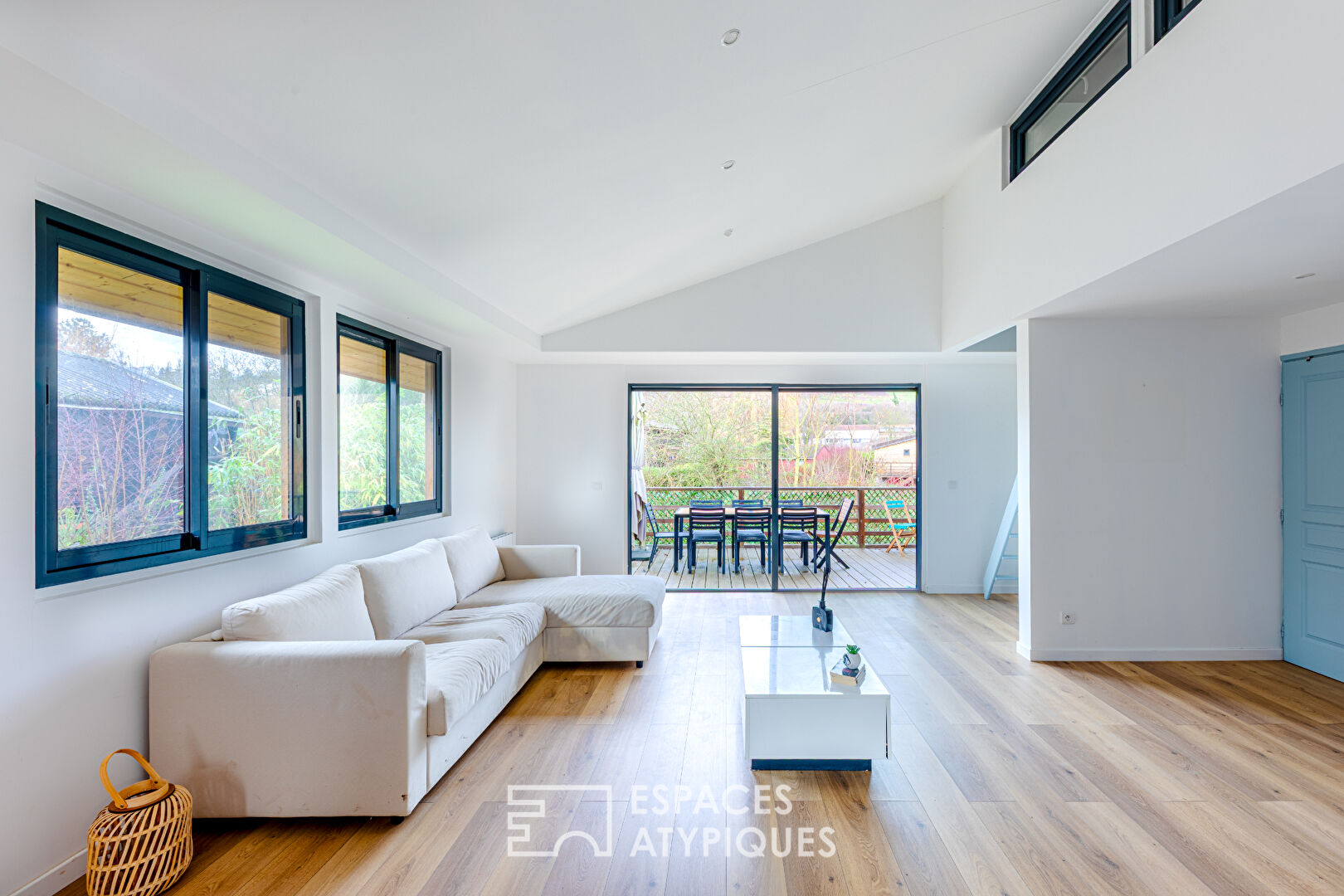 Chalet sur le domaine de l&rsquo;Île Verte de Juziers à moins de 50 minutes de Paris