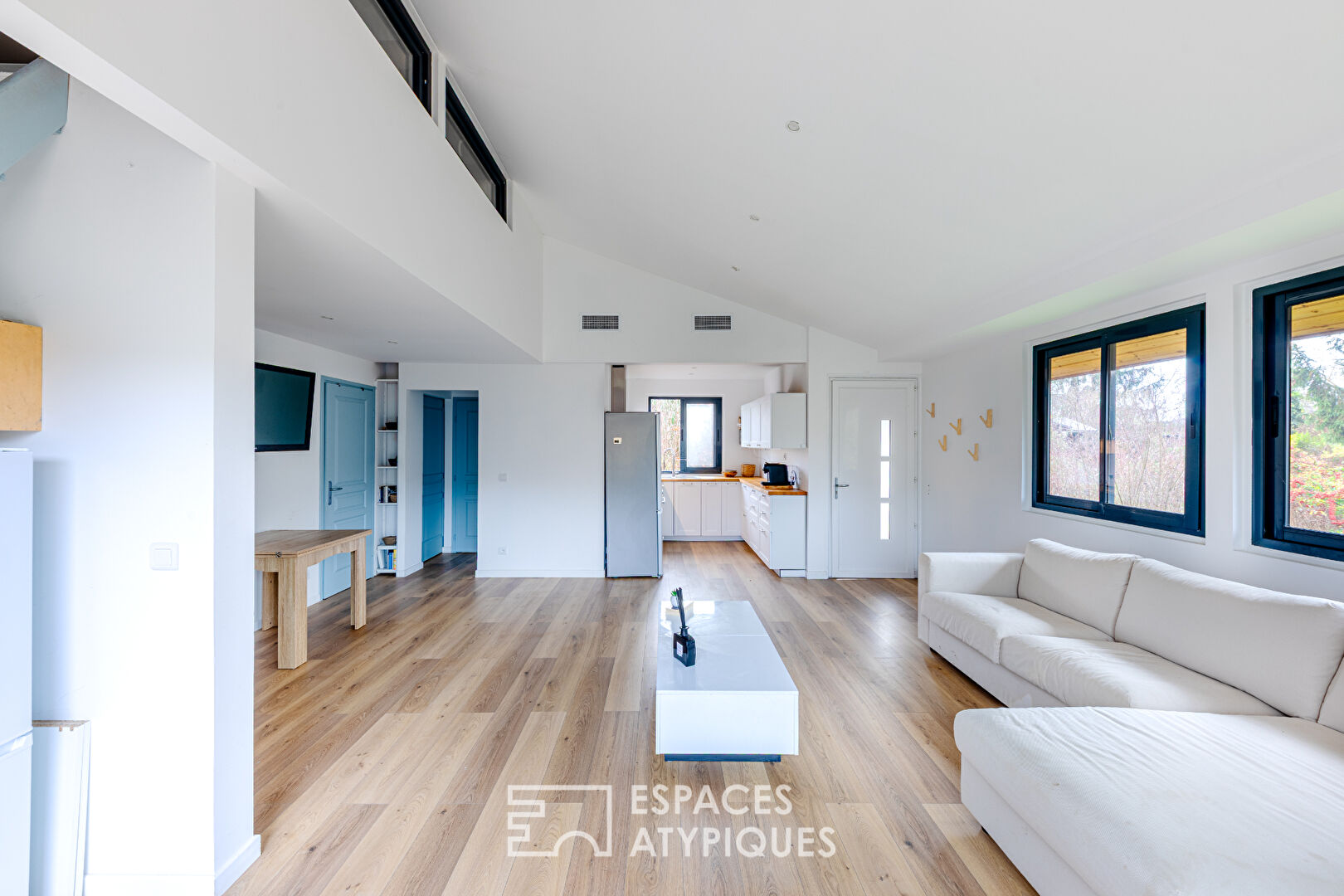 Chalet sur le domaine de l&rsquo;Île Verte de Juziers à moins de 50 minutes de Paris