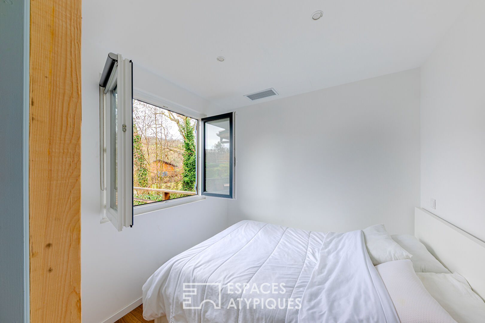 Chalet sur le domaine de l&rsquo;Île Verte de Juziers à moins de 50 minutes de Paris