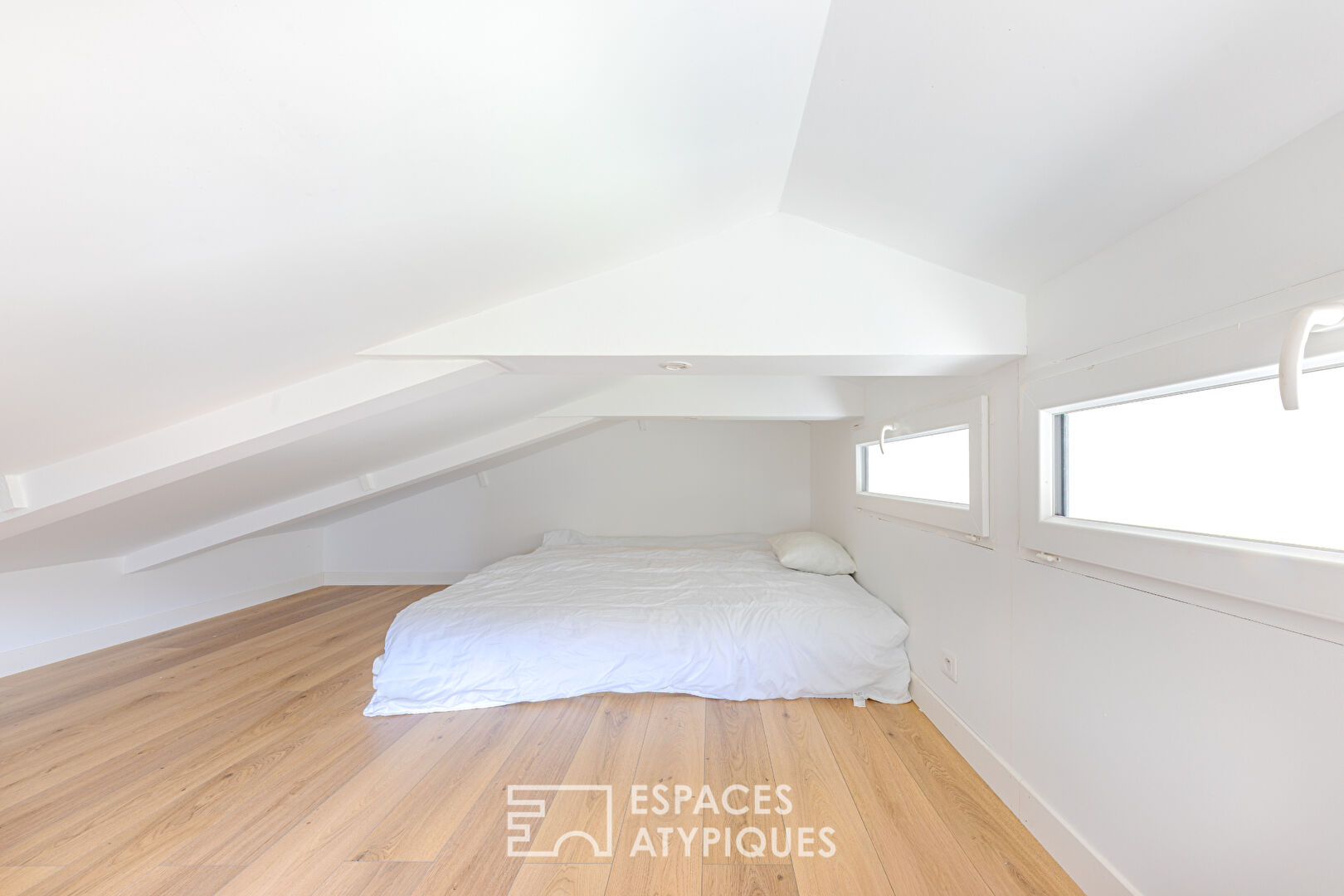 Chalet sur le domaine de l&rsquo;Île Verte de Juziers à moins de 50 minutes de Paris