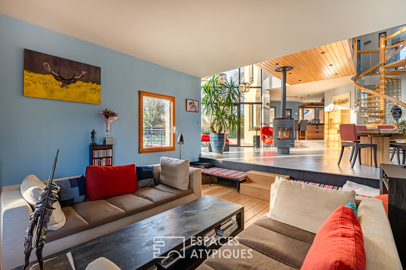 Architect-designed house with swimming pool in the park of Maisons-Laffitte