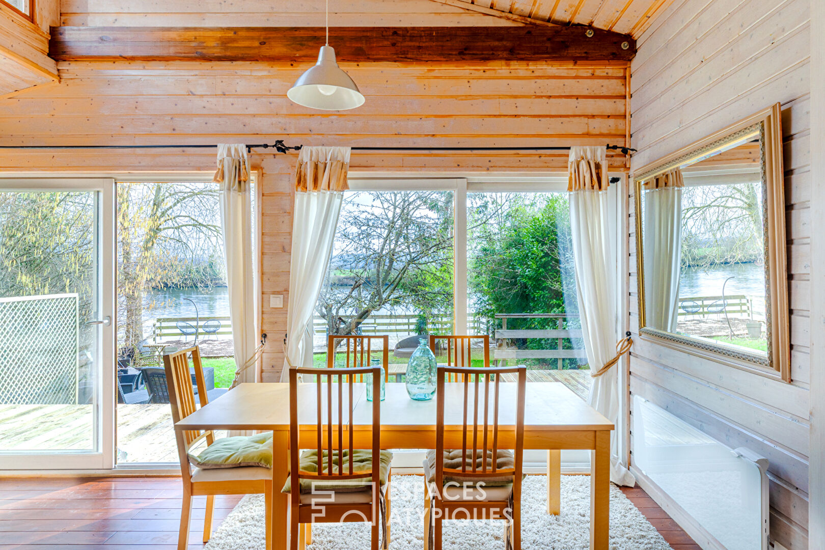 Charmant Chalet 100 m² sur l’Île Verte – Bord de Seine, Grand Bras