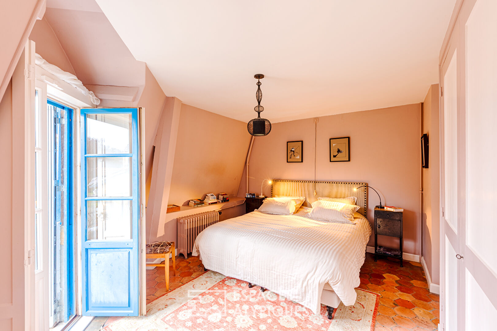 Un fragment d&rsquo;histoire au coeur de la Haute Vallée de Chevreuse : tour médiévale du XIV siècle à Rochefort-en-Yvelines