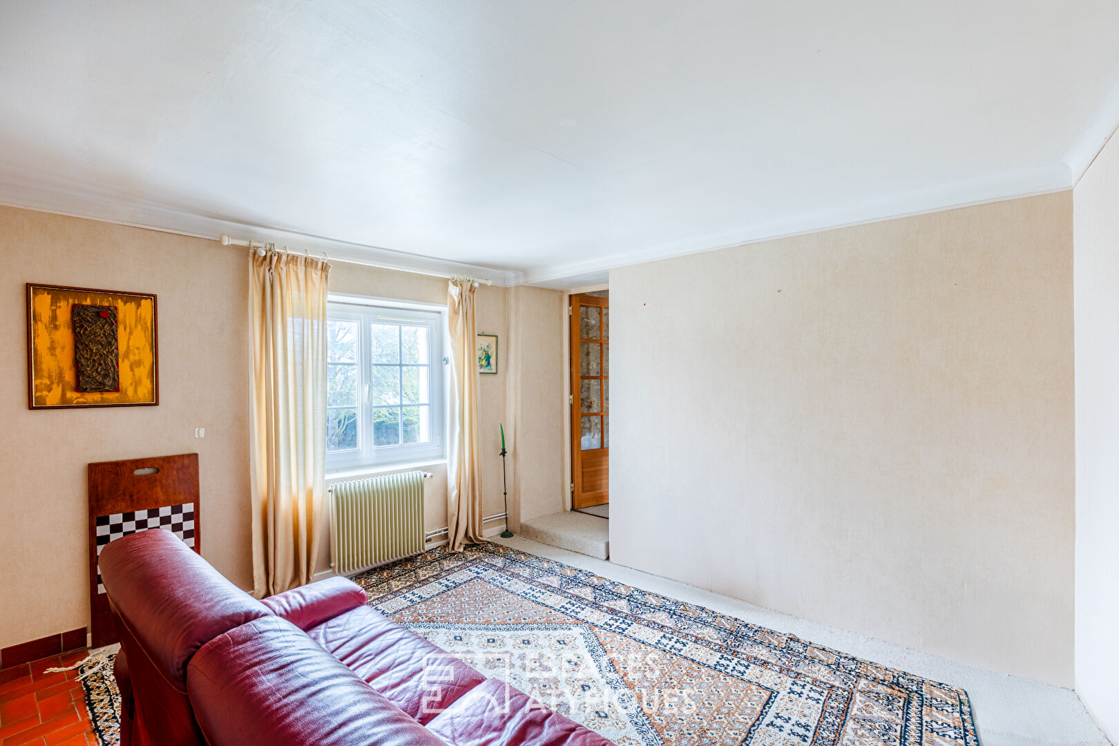 Surprenante maison en pierre au coeur du village