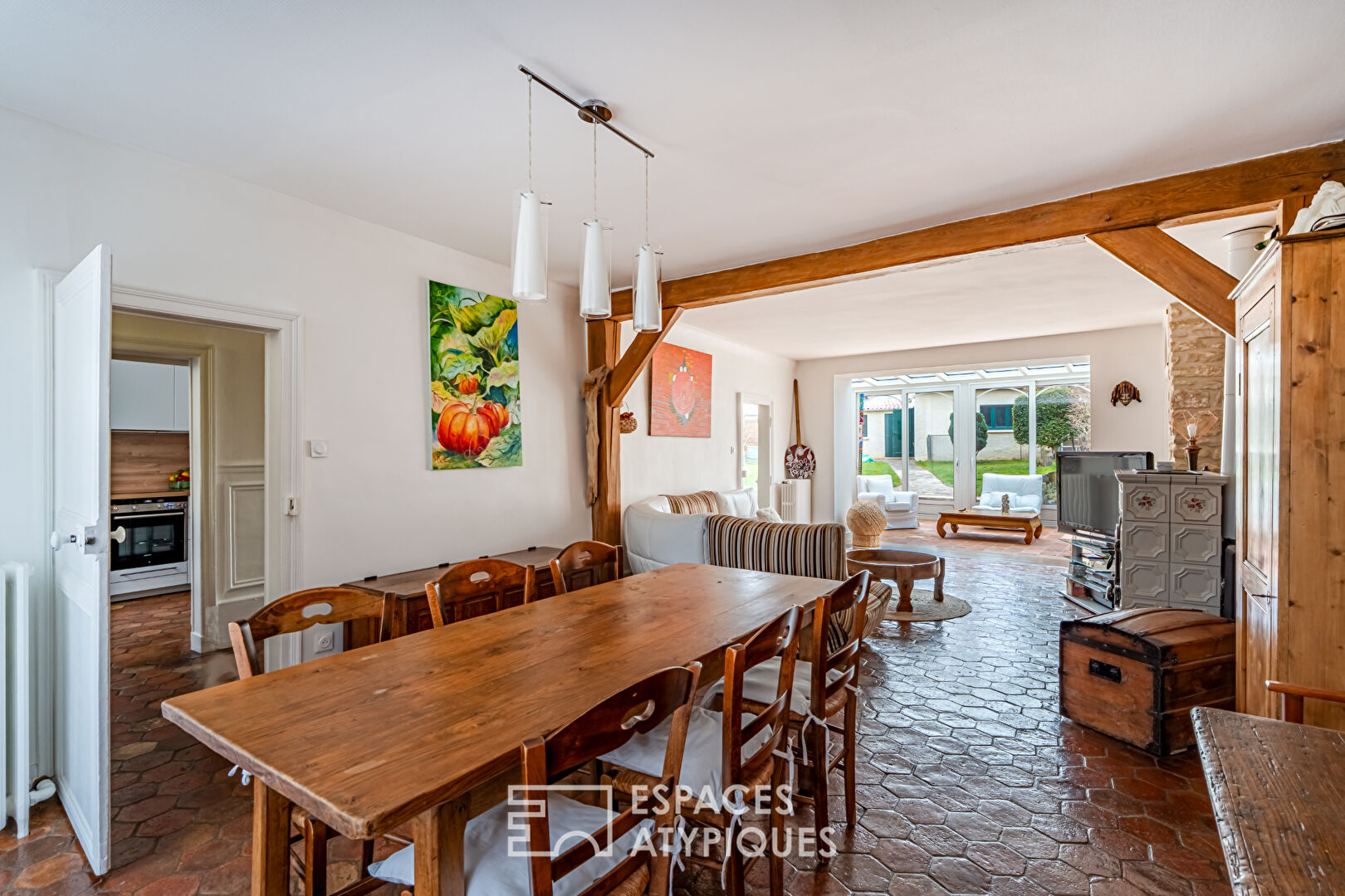 Maule – L&rsquo;élégance du patrimoine au coeur du village.