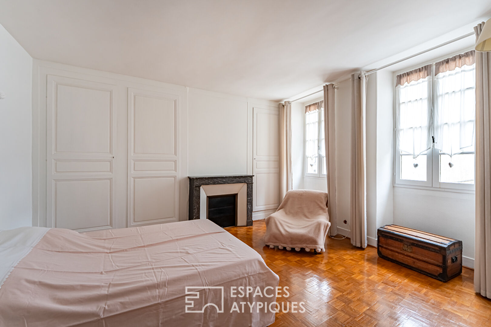 Maule – L&rsquo;élégance du patrimoine au coeur du village.